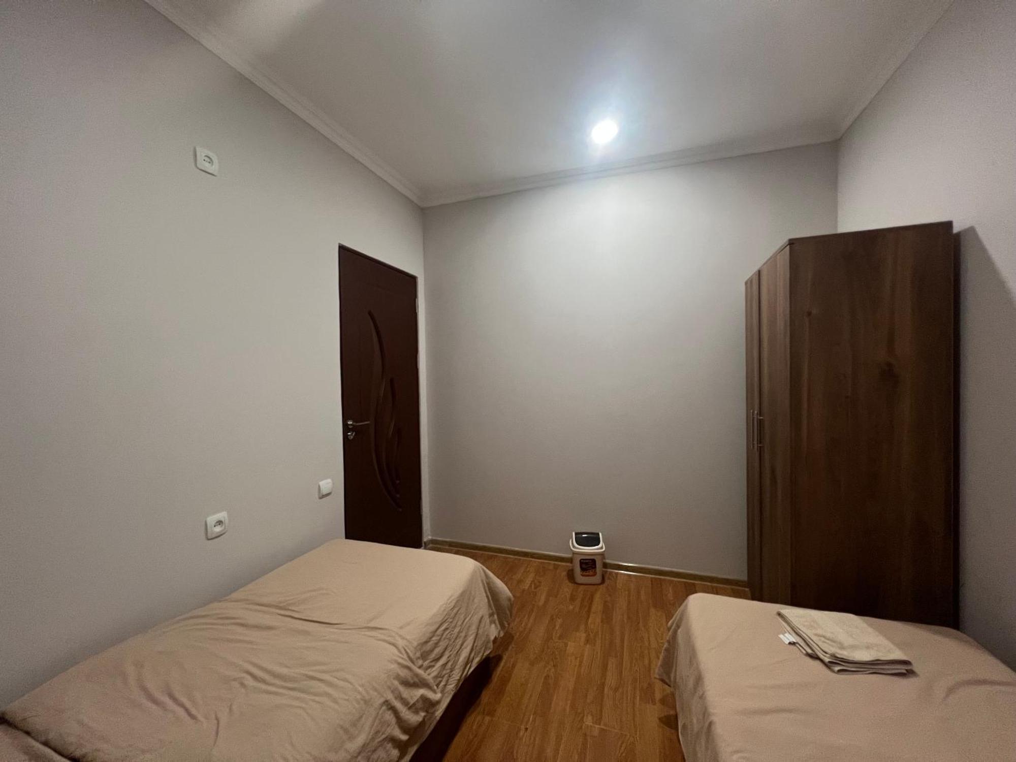 Guest House Northern Avenue Erévan Extérieur photo